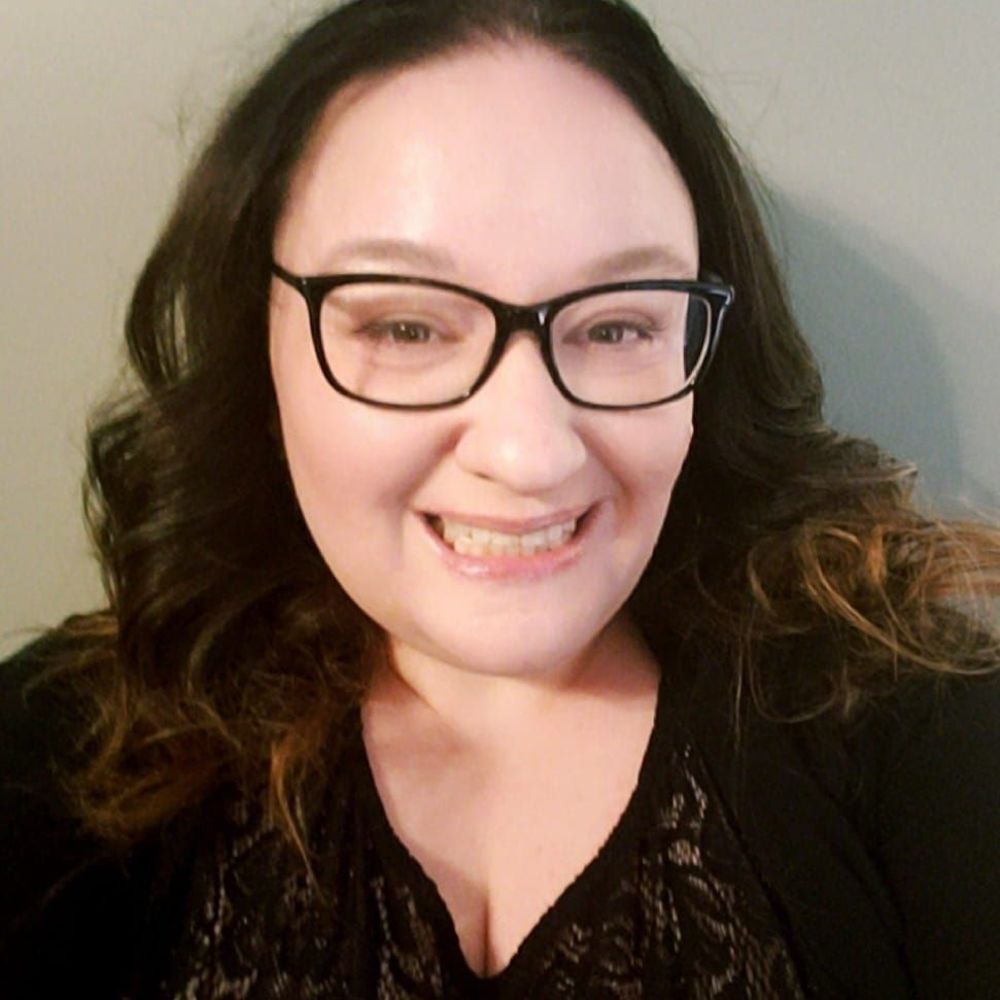 Meet your Posher, Naomi